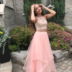 Meet your Posher, Sofia